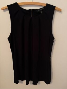 Cable & Gauge Black Pleated Neck Sleeveless Tank